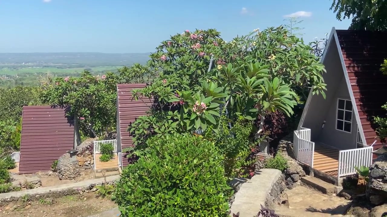 Cabanas A-Frame em Encosta com Vista Panorâmica do Vale