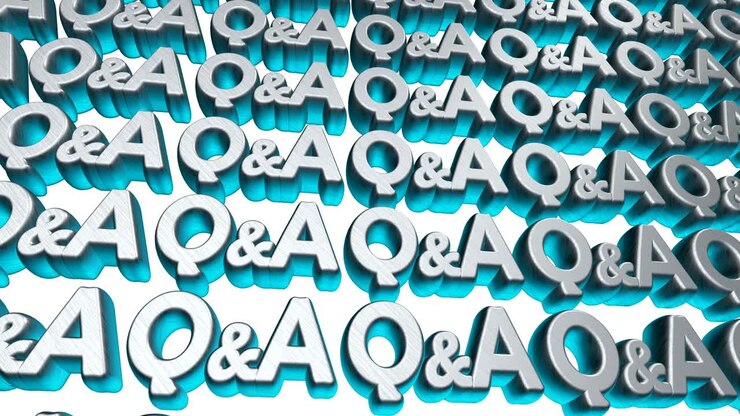 Concetto di Domande e Risposte con Testo Q&A Vuoto che Fluttua sullo Schermo