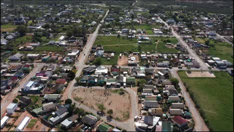 mcgregor es un pequeño pueblo en las montañas del cabo occidental.