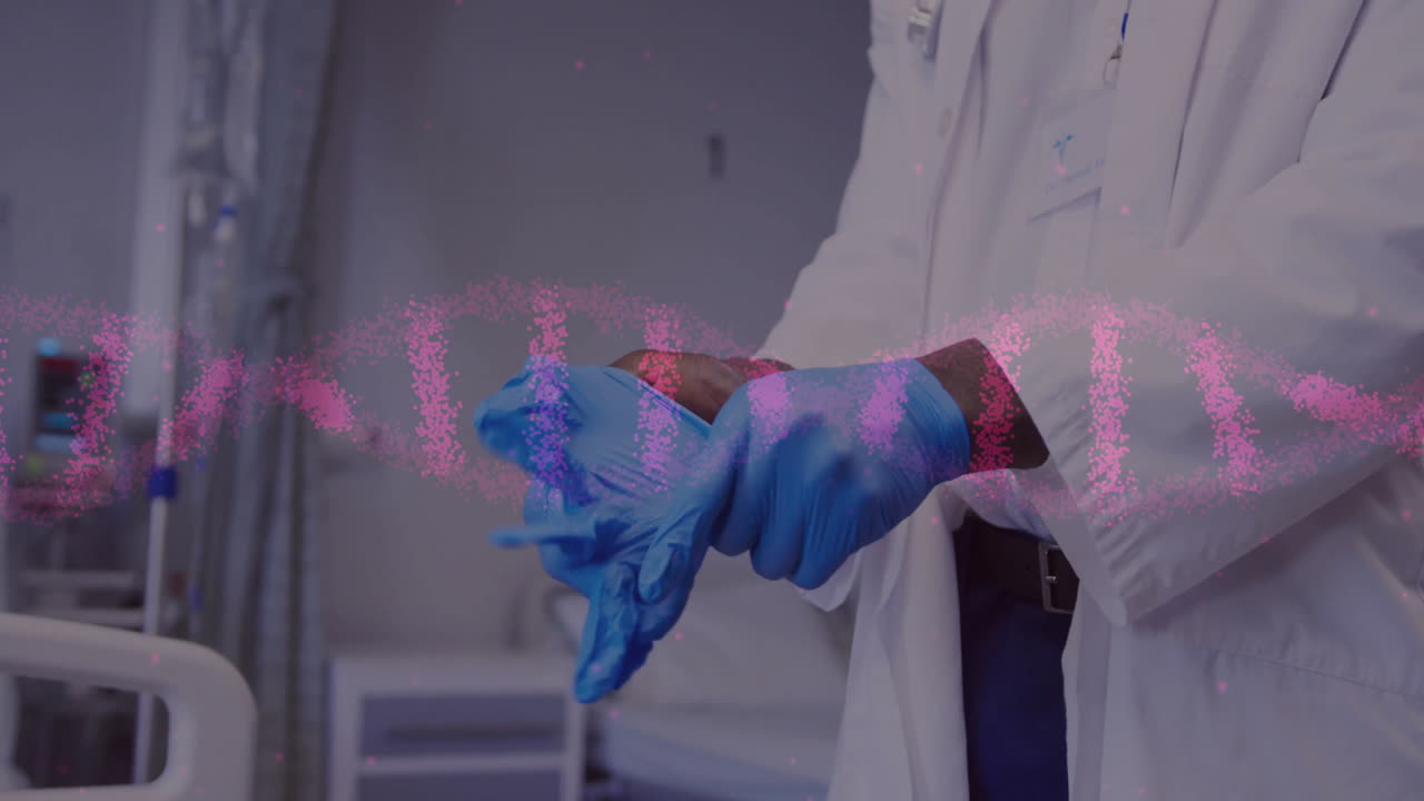 Animazione di filamenti di DNA su dottoressa birazziale con guanti medici