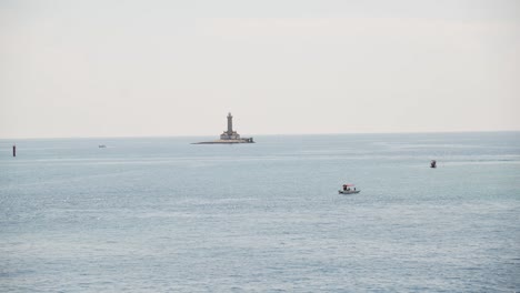 faro porer en premantura, croacia en el mar adriático