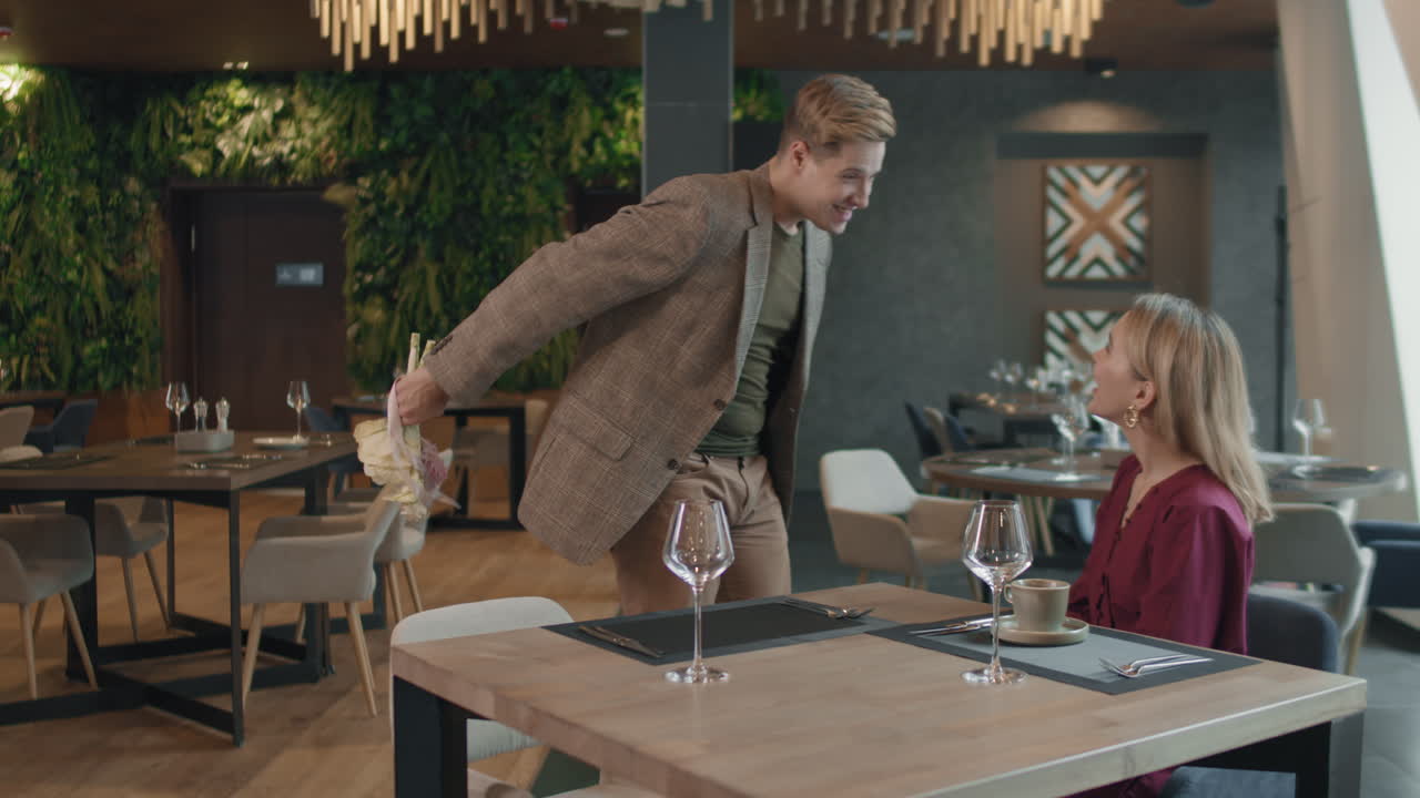 만적 인 저녁 놀라움