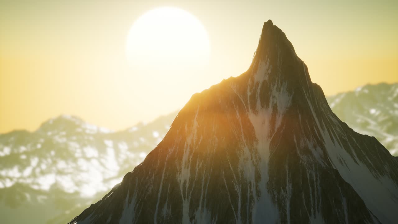 해가 지는 산의 겨울 풍경