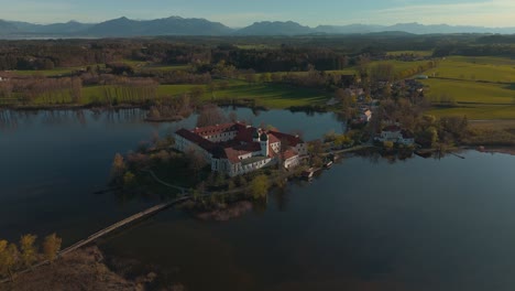 Monasterio-De-Kloster-Seeon,-Baviera