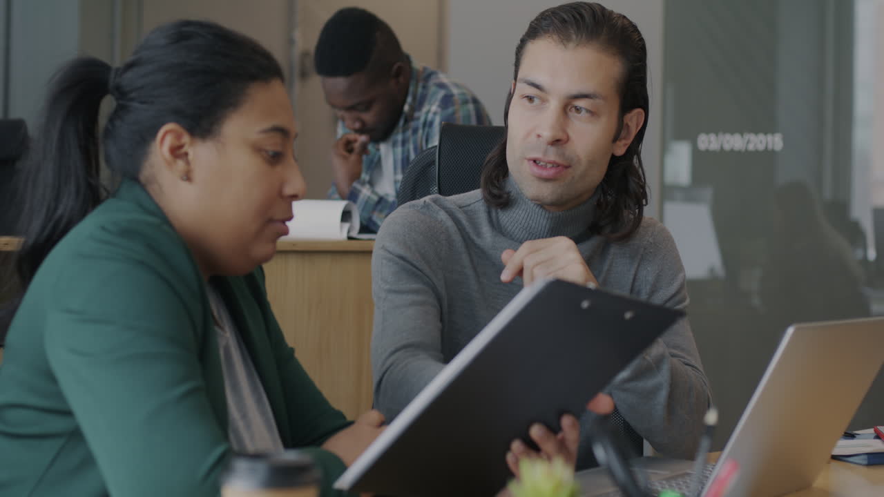 reunión de negocios en una oficina moderna