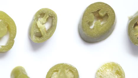 chiles verdes en rodajas