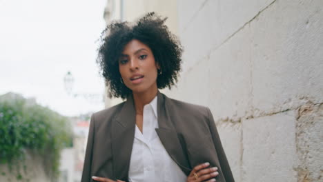 Business-woman-hurrying-street-going-on-friends-meeting-closeup.-Girl-spinning