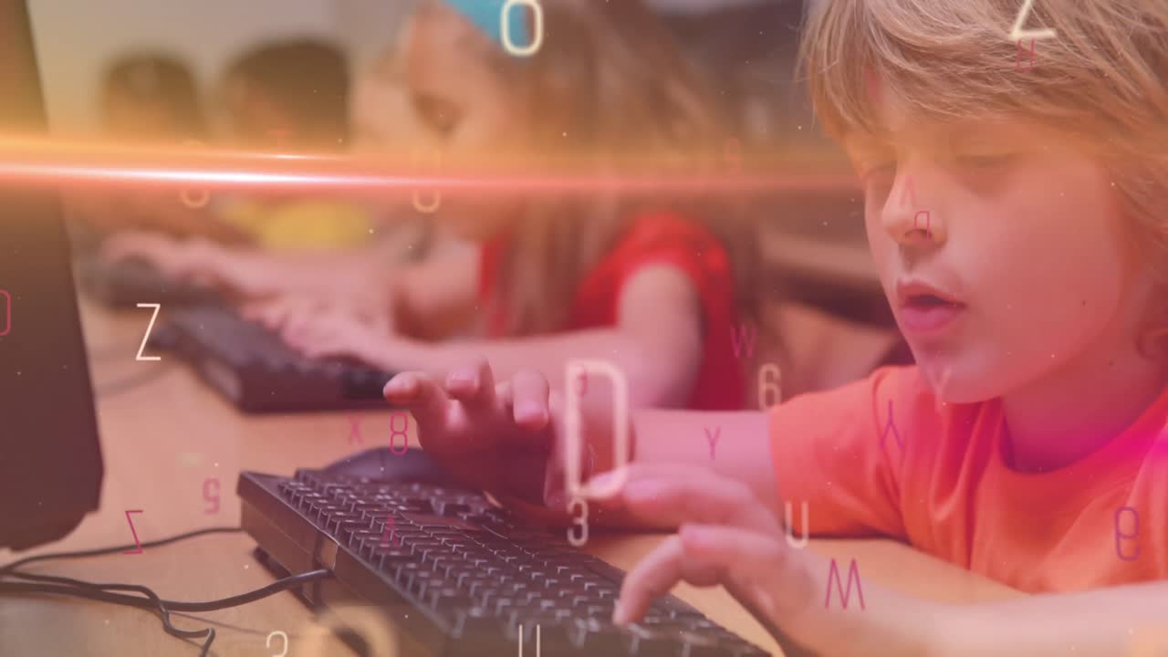 animación de letras flotantes que cambian sobre un grupo de niños que usan computadoras