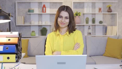 Portrait-of-entrepreneur-or-businesswoman-young-woman-working-from-home.