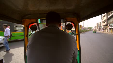 Tuk-Tuk-Weaving-Through-Traffic