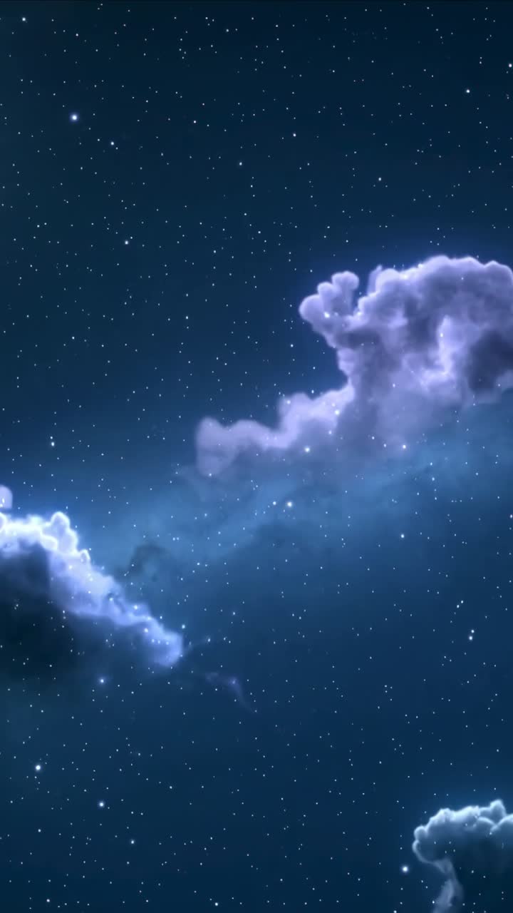 Eterisk nattehimmel med funklende stjerner og glødende skyer