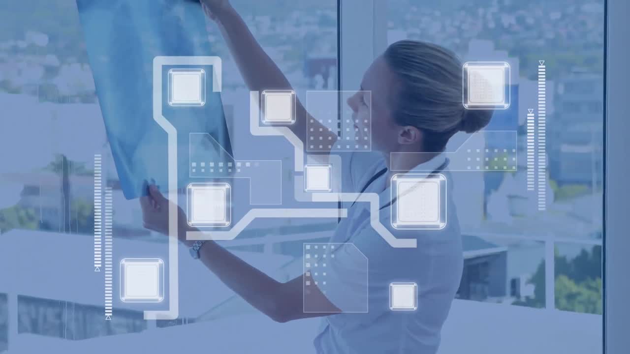 animación de la red de conexiones a través de una doctora caucásica que sostiene rayos x