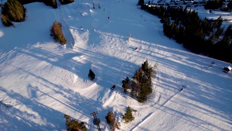 Skipiste-In-Den-Bergen-Norwegens