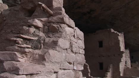 plano médio das ruínas de moradias de penhascos nativos americanos no parque nacional de mesa verde