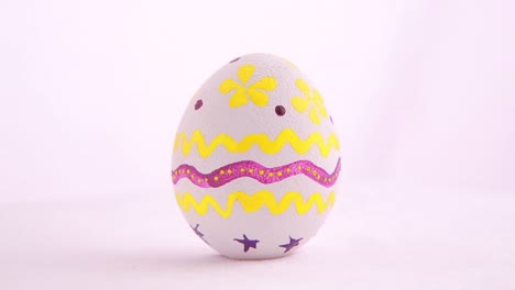 decorated easter egg