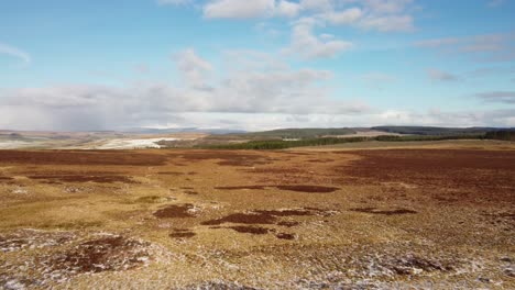 Smooth-flyover-of-Northumberland-Moorland,-UK