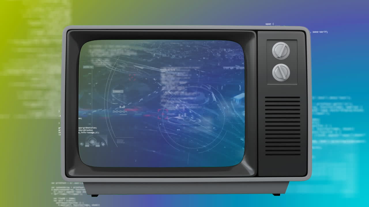 Vecchia TV con paesaggio urbano sullo schermo su sfondo colorato