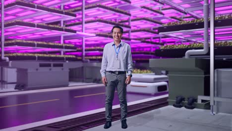 vertical farm employee