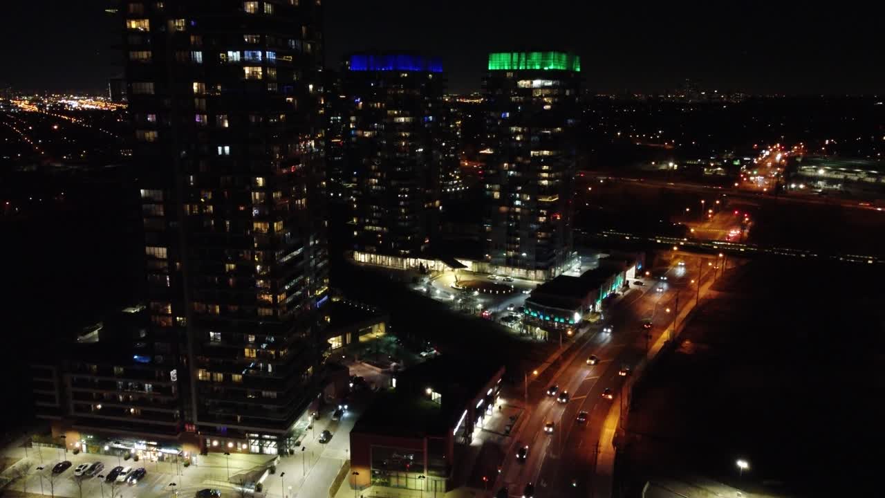 asombroso paisaje urbano de toronto por la noche