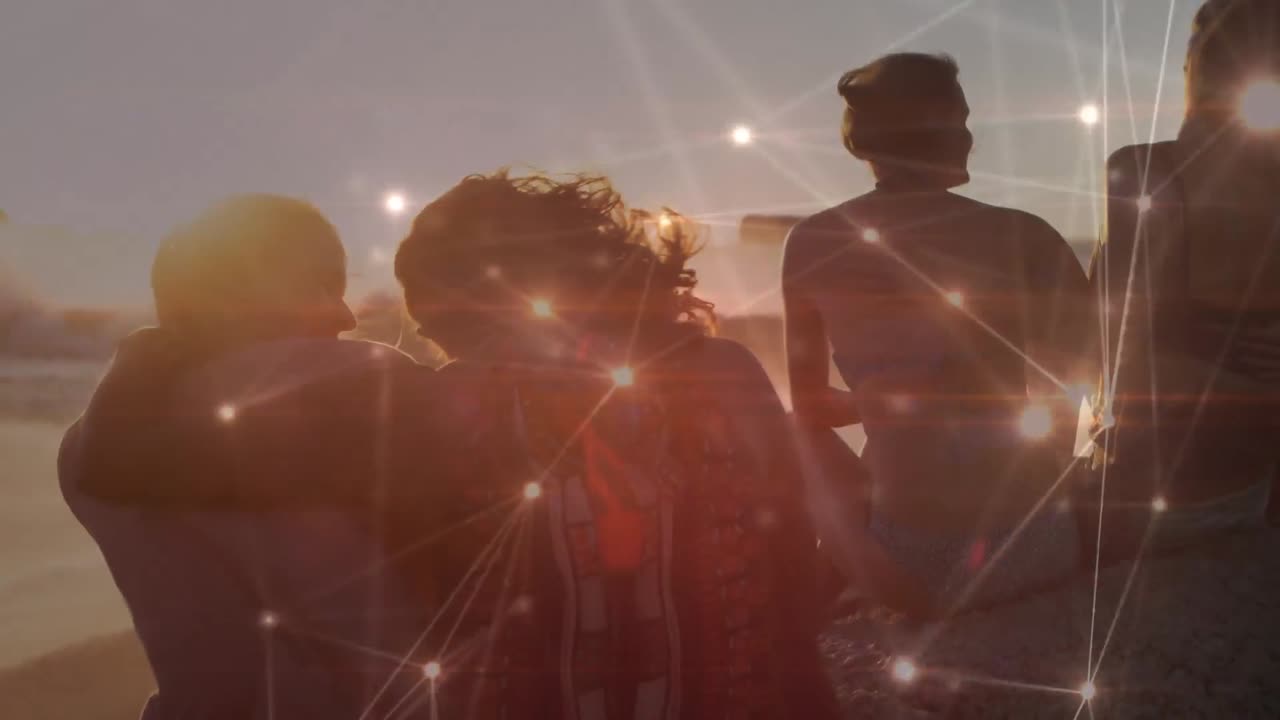 animación de redes de conexiones sobre un grupo feliz de amigos divirtiéndose en la playa