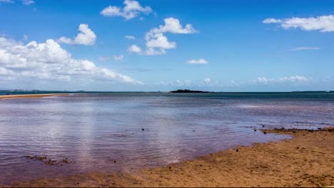 Lapso-De-Tiempo-De-Pozas-De-Marea-Retrocediendo-En-Wellington-Point-Queensland-Australia