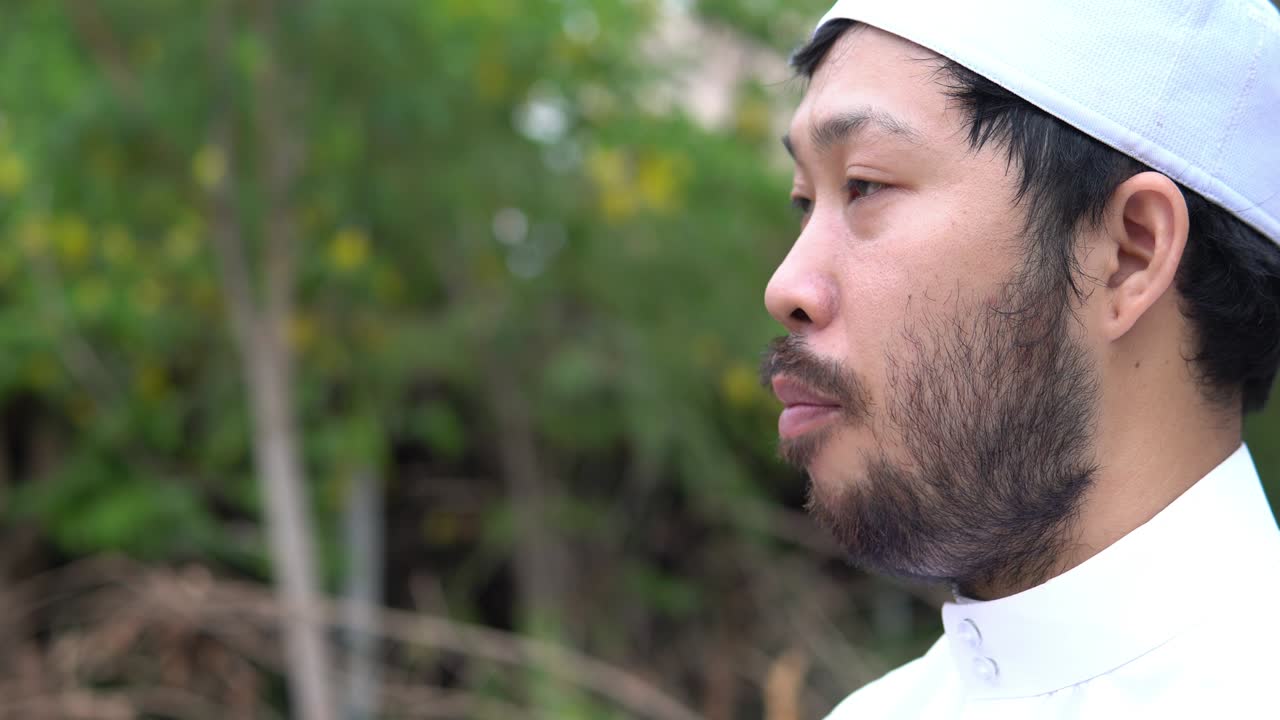 젊은 아시아 무슬림