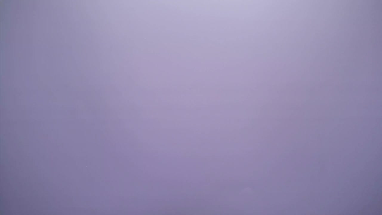 vista superior de las escamas de maíz de cereales coloridos en un cuenco