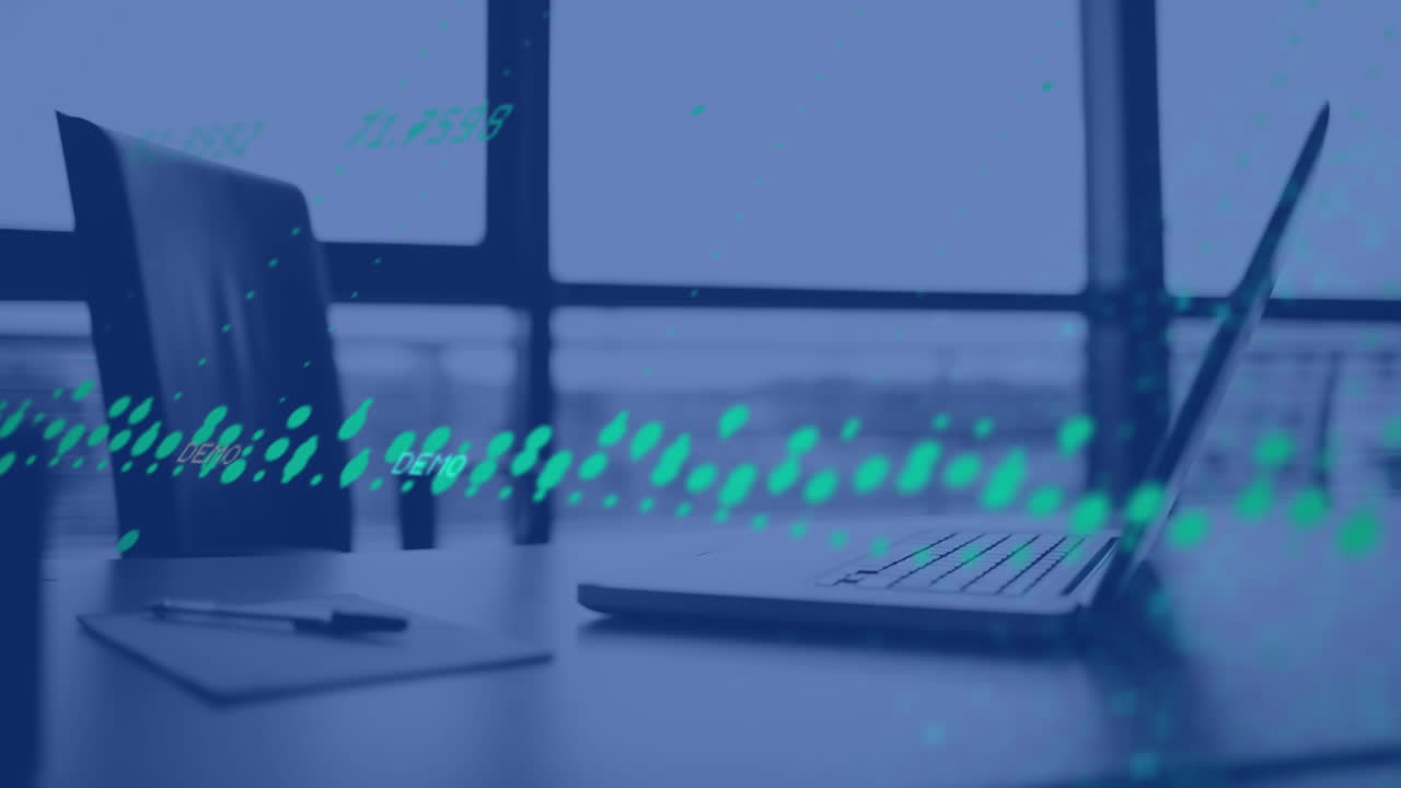 사무실 책상에 노트북, 펜 및 종이에 대한 통계 데이터 처리의 애니메이션