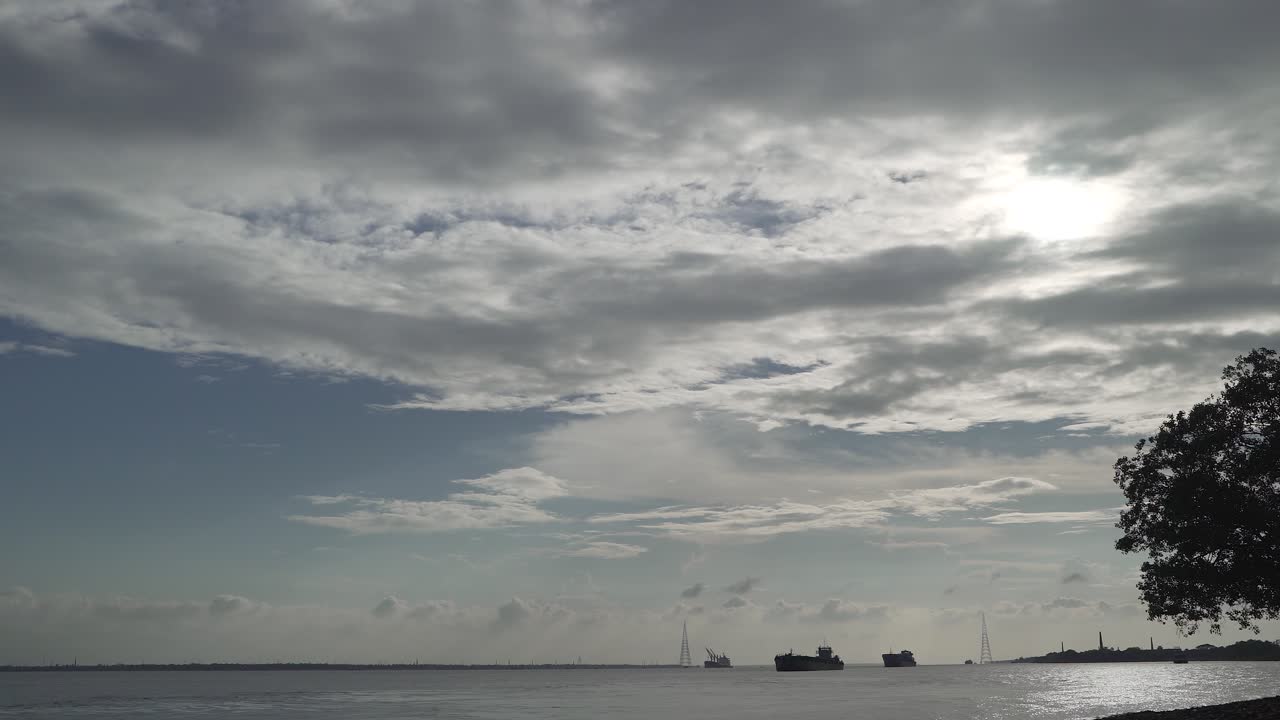Vessels run over the river Ganges, which is the estuary of the river Ganges