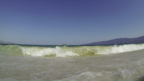 breaking waves loop