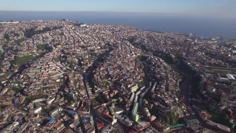 Establishing-Shot-Of-Valparaiso-City