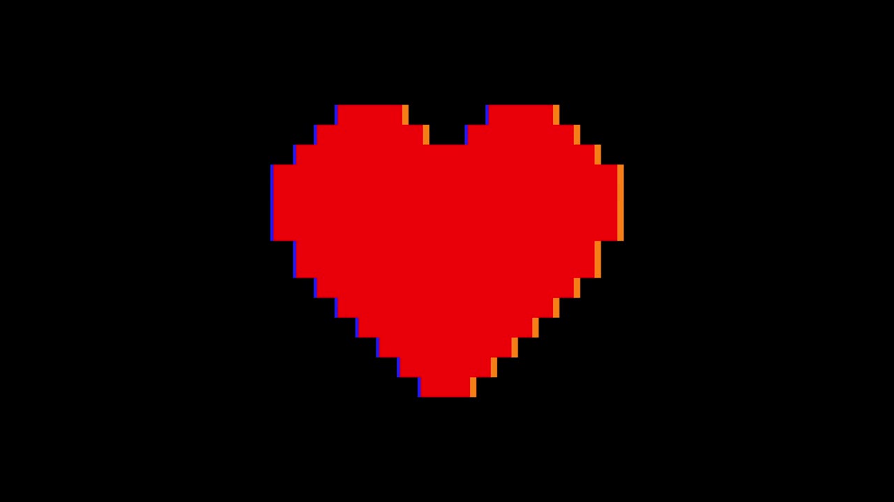 Animazione glitch cuore pixelato, cuore arcade retrò isolato su sfondo nero