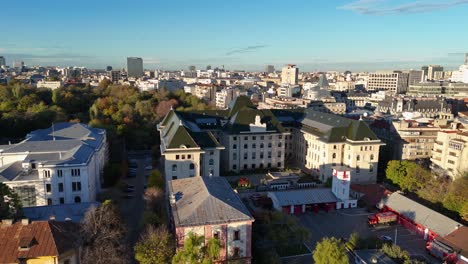 Aerial-View-Of-Bucharest-City-Hall,-Romania,-Izvor-District