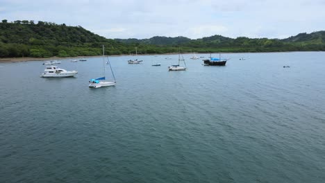 Flug-über-Piratenschiff,-Costa-Rica