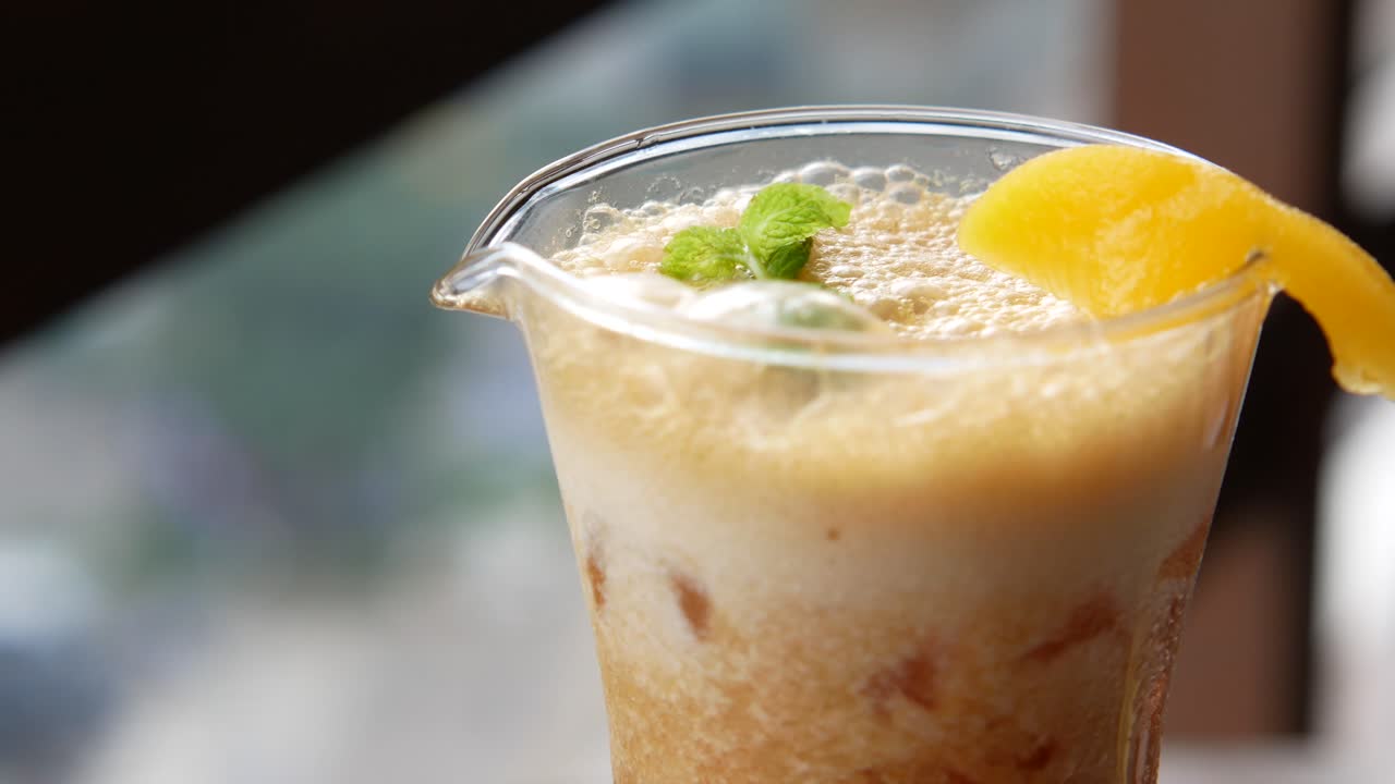 복아 민트 얼음 음료