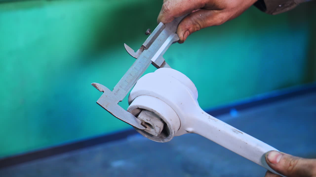 Engine Mount Inspection and Measurement