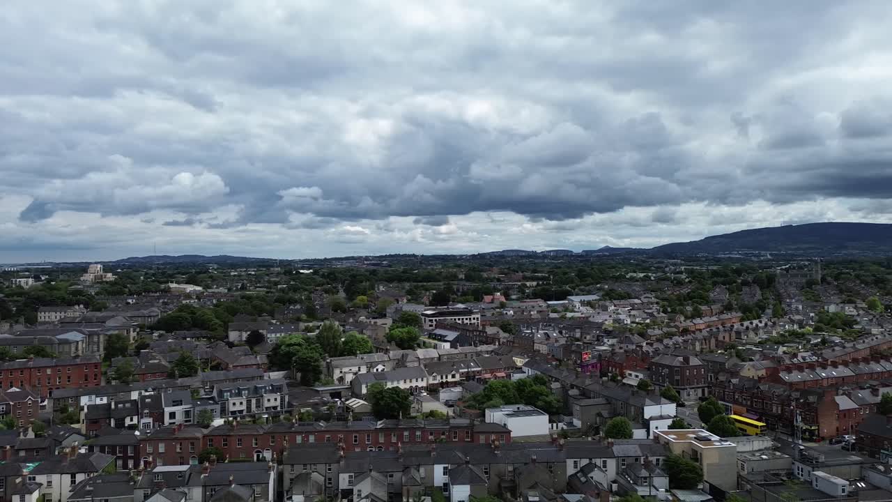 5 de 5 disparos de drones desde una ubicación en dublín 6 de la ciudad de dublín o paisaje de la ciudad 29 de mayo