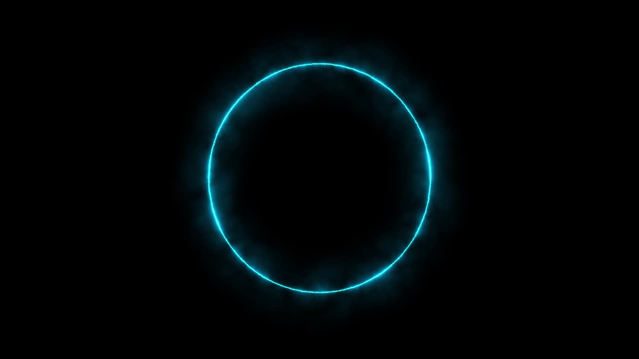 anillo azul de rayo, energía en un fondo negro. círculo de energía abstracta con descargas de rayo. gradualmente, un anillo azul apareció y un brillo constante en el círculo. gráficos animados 4k.