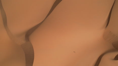 Drone-flight-over-Dunes-and-Desert-in-Mauritania-Westsahara-and-Morocco