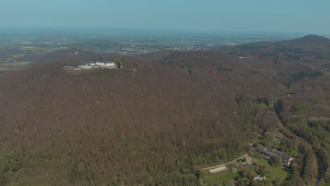 Tiro-De-Dron-De-Petersberg-Cerca-De-Bonn---Königswinter-4k-30-Fps