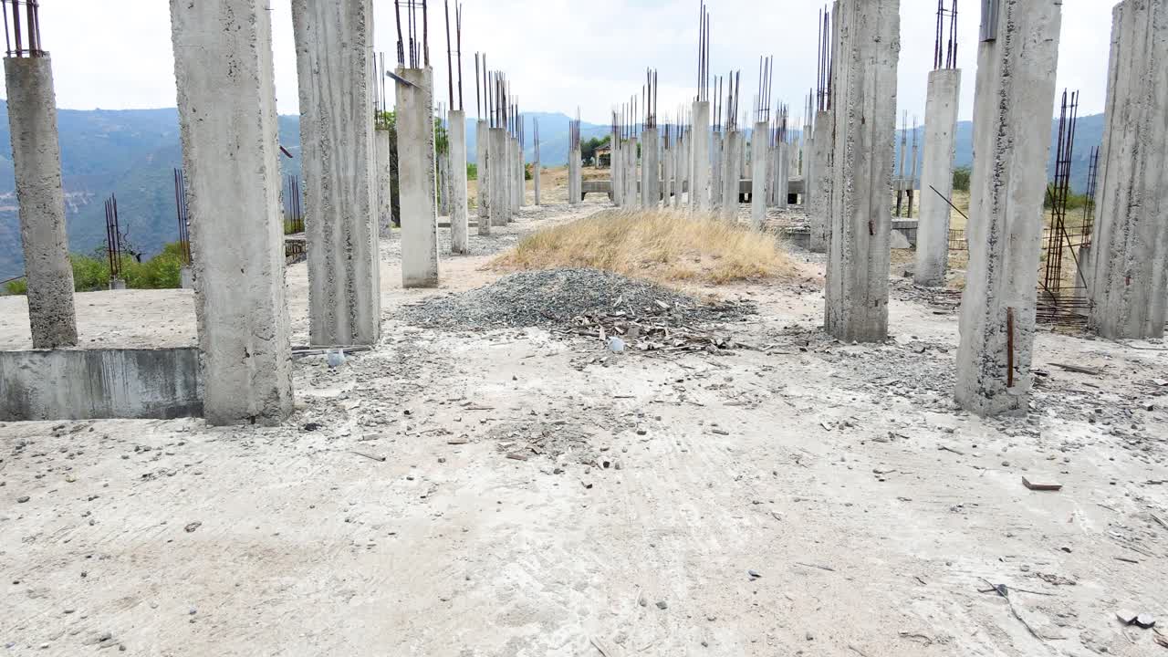 ingeniero africano inspector vigilancia operativo drone piloto