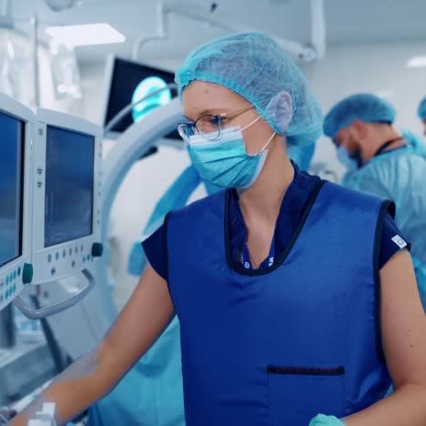 surgery in operation theater