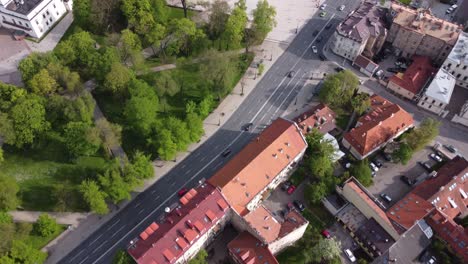 Aerial-Vilnius-Center-District-Und-Cathedral-Flyby