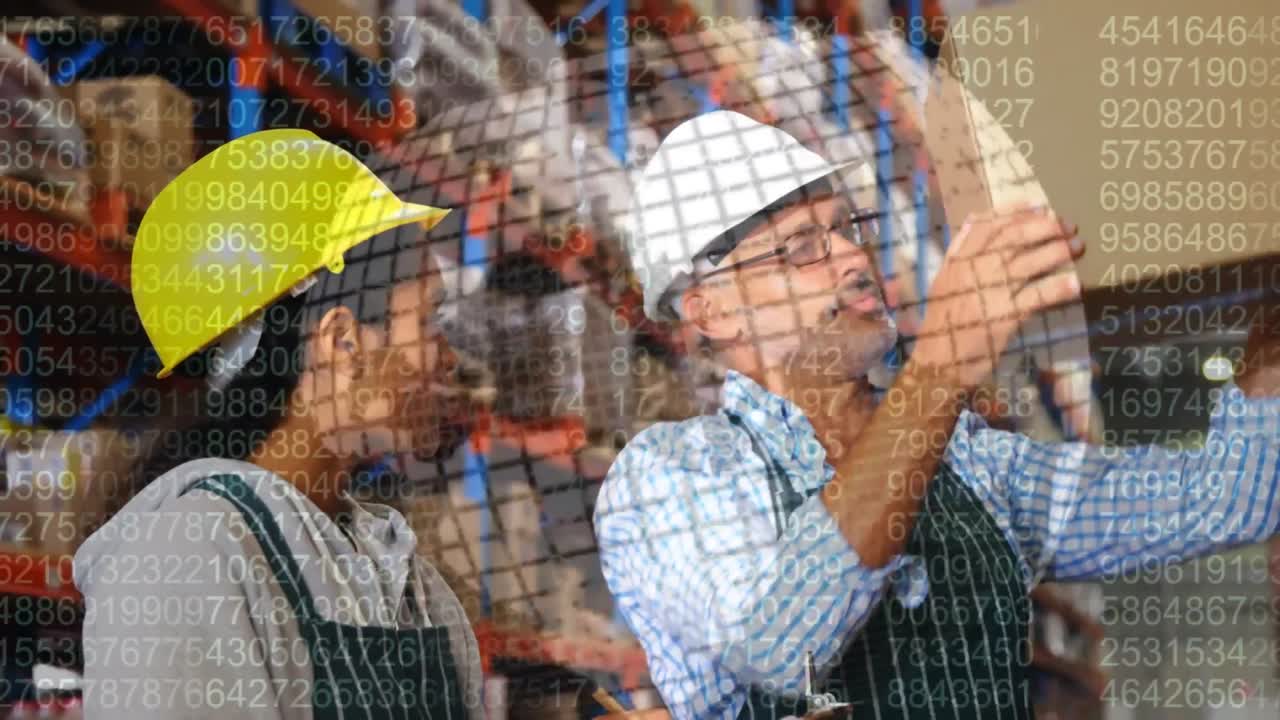 animación del procesamiento de datos sobre trabajadores masculinos y femeninos de almacén