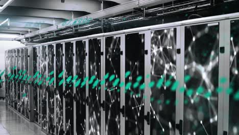 animación del procesamiento de datos y la red de conexiones contra la sala de servidores de computadoras
