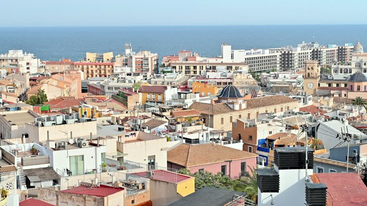 Vista panoramica della città di Alicante, Spagna