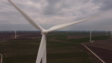 Primer-Plano-De-La-Energía-Eólica.-Energía-Verde