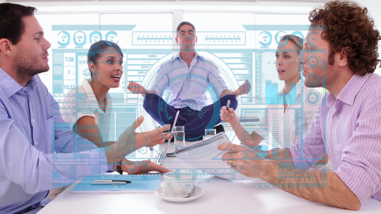 로딩 바, 원, 그래프의 애니메이션, 다양한 관리자가 명상을 하고 동료들이 논쟁하고 있습니다.