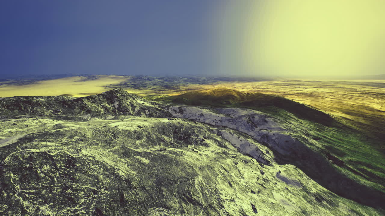 골든 아워 동안 극적인 하늘 아래의 경치의 놀라운 풍경