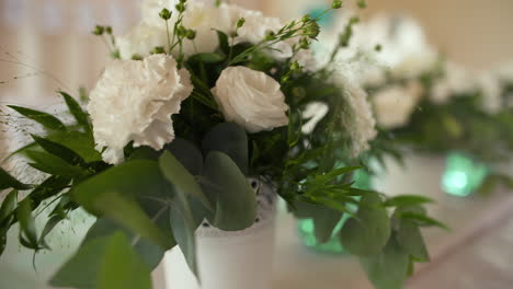 stunning close up of wedding blooms